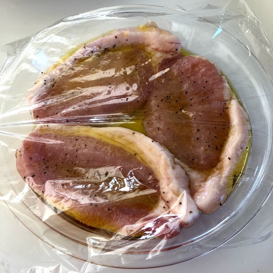 豚ロース肉のレンチンオイル蒸し と昨日の置き晩ごはん 井上かなえオフィシャルブログ 母ちゃんちの晩御飯とどたばた日記 Powered By ライブドアブログ