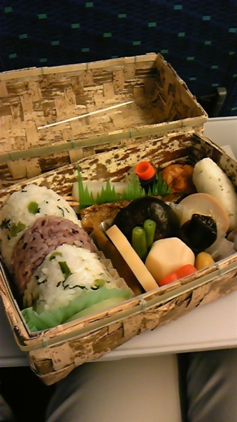 母ちゃんちの晩御飯とどたばた日記-100227_063419.jpg