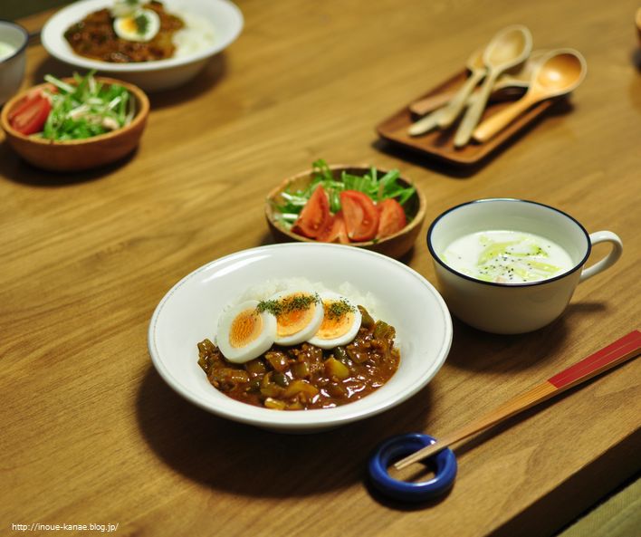 道具を使わずゆで卵をキレイに剥く方法と つくれぽもうすぐ600件 のデミキーマカレー 井上かなえオフィシャルブログ 母ちゃんちの晩御飯とどたばた日記 Powered By ライブドアブログ 道具を使わずゆで卵をキレイに剥く方法と つくれぽもうすぐ600件 のデミキーマカレー 井上かなえオフィシャルブログ 母ちゃんちの晩御飯とどたばた日記 Powered By ライブドアブログ