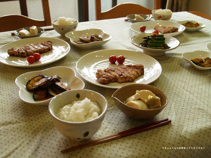 小学校 で 人気 の 給食 レシピ