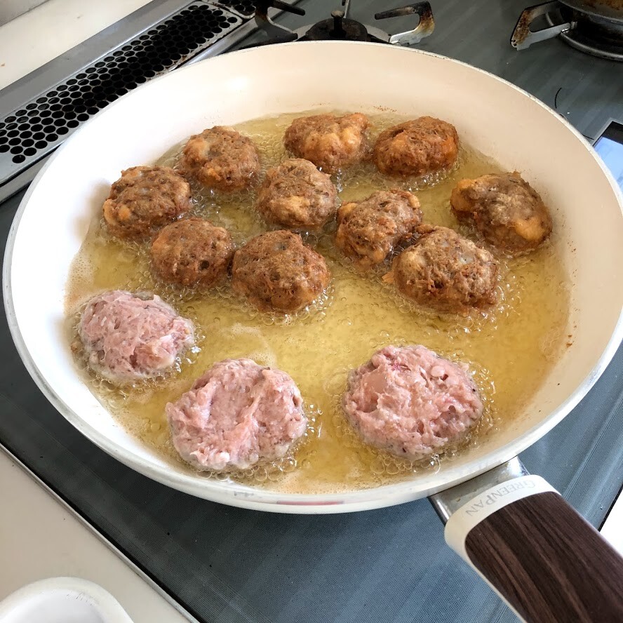 1キロ分のチキンナゲットと晩ごはん そしてお仕事報告 カップ麺万能説 日清食品のカップ麺で縁日メニューを作ろう 井上かなえオフィシャルブログ 母ちゃんちの晩御飯とどたばた日記 Powered By ライブドアブログ