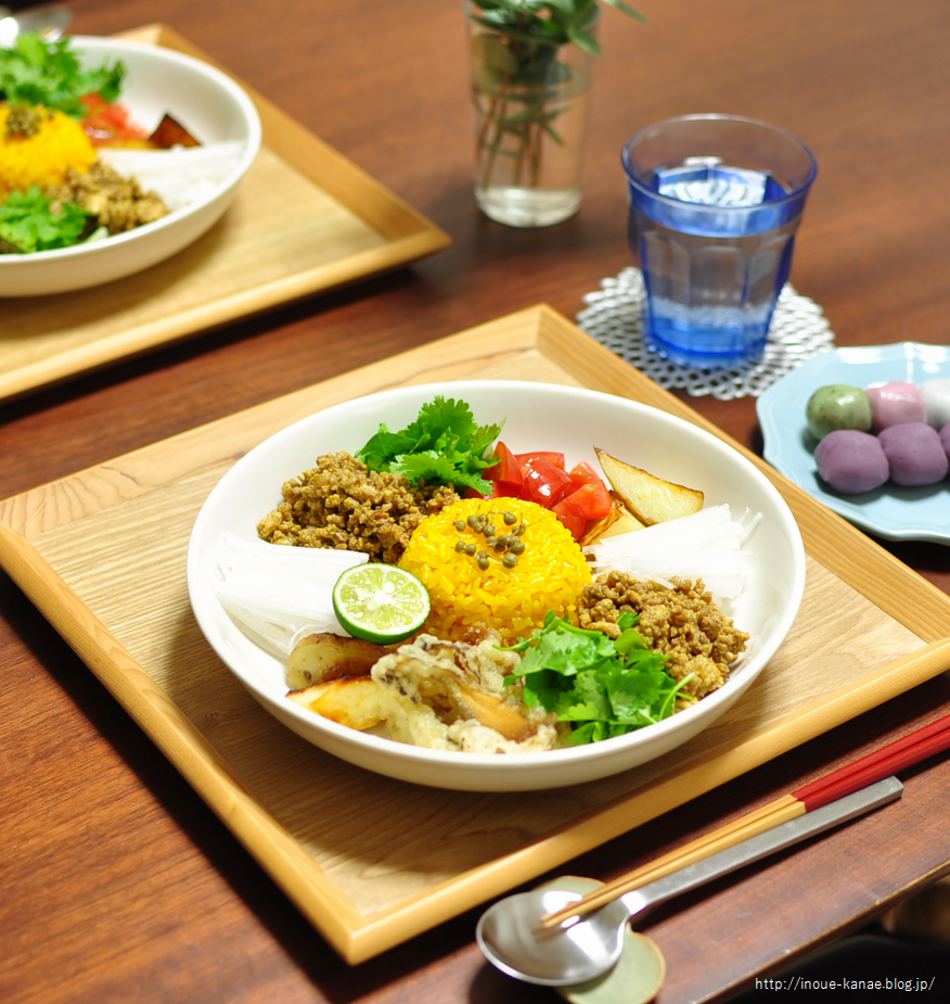 食べ過ぎたらリセットごはん【1品で満足◎アボカドとツナのサラダ】と