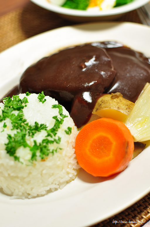 肉 牛 煮 すね 赤ワイン