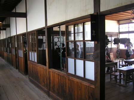 学校の中1