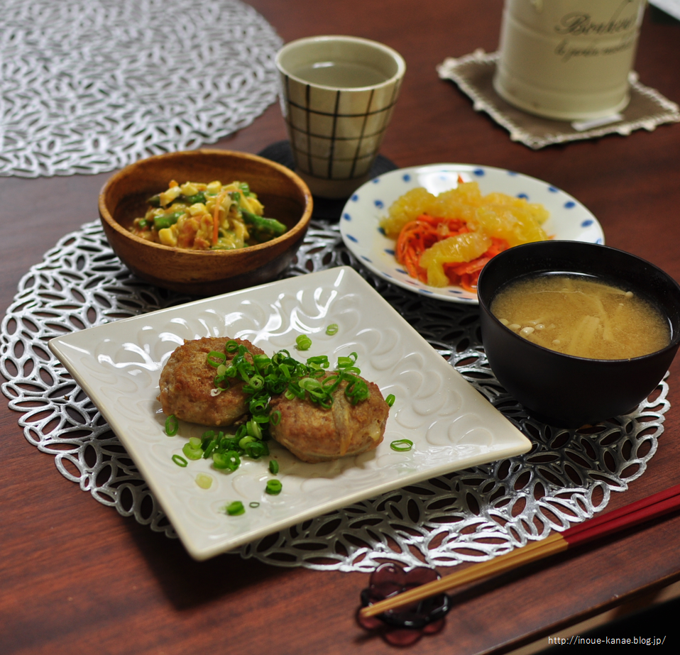 豚 鶏の合いびき肉で ごぼう入り塩つくね と晩ごはん 井上かなえオフィシャルブログ 母ちゃんちの晩御飯とどたばた日記 Powered By ライブドアブログ