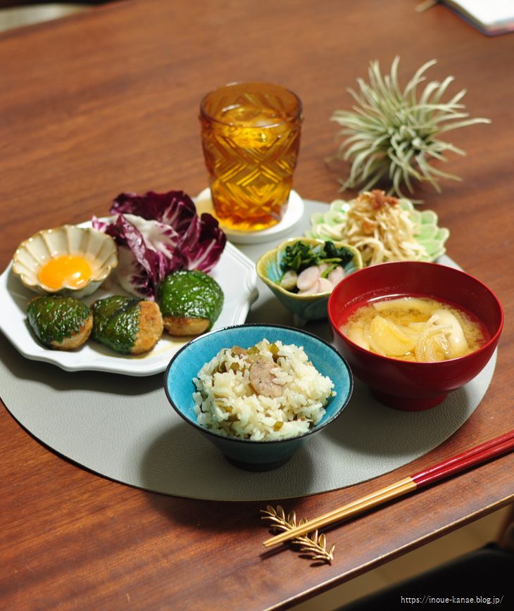 甘辛つくね卵黄添え】と晩ごはん、50代夫婦二人のとある日曜日の過ごし