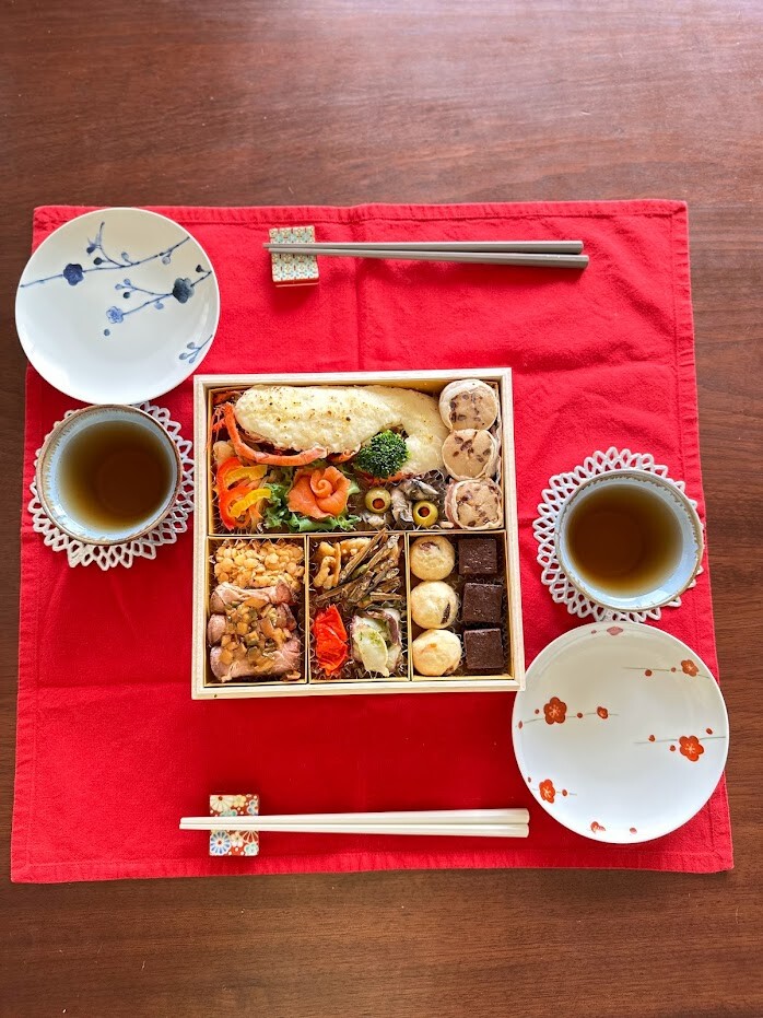 昨日の50代夫婦の晩ごはんと、最新版：井上かなえ監修のおせちはここで