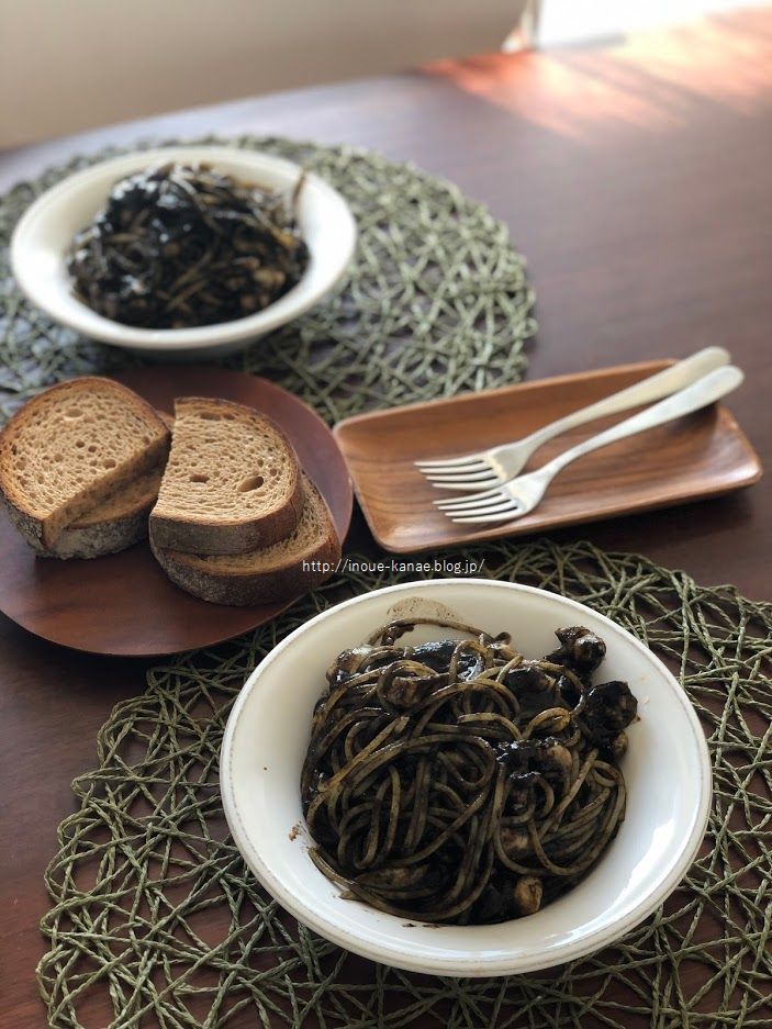 てんきちリクエストで昼は イカスミトマトパスタ 夜は 鶏だししょうゆ鍋 井上かなえオフィシャルブログ 母ちゃんちの晩御飯とどたばた日記 Powered By ライブドアブログ