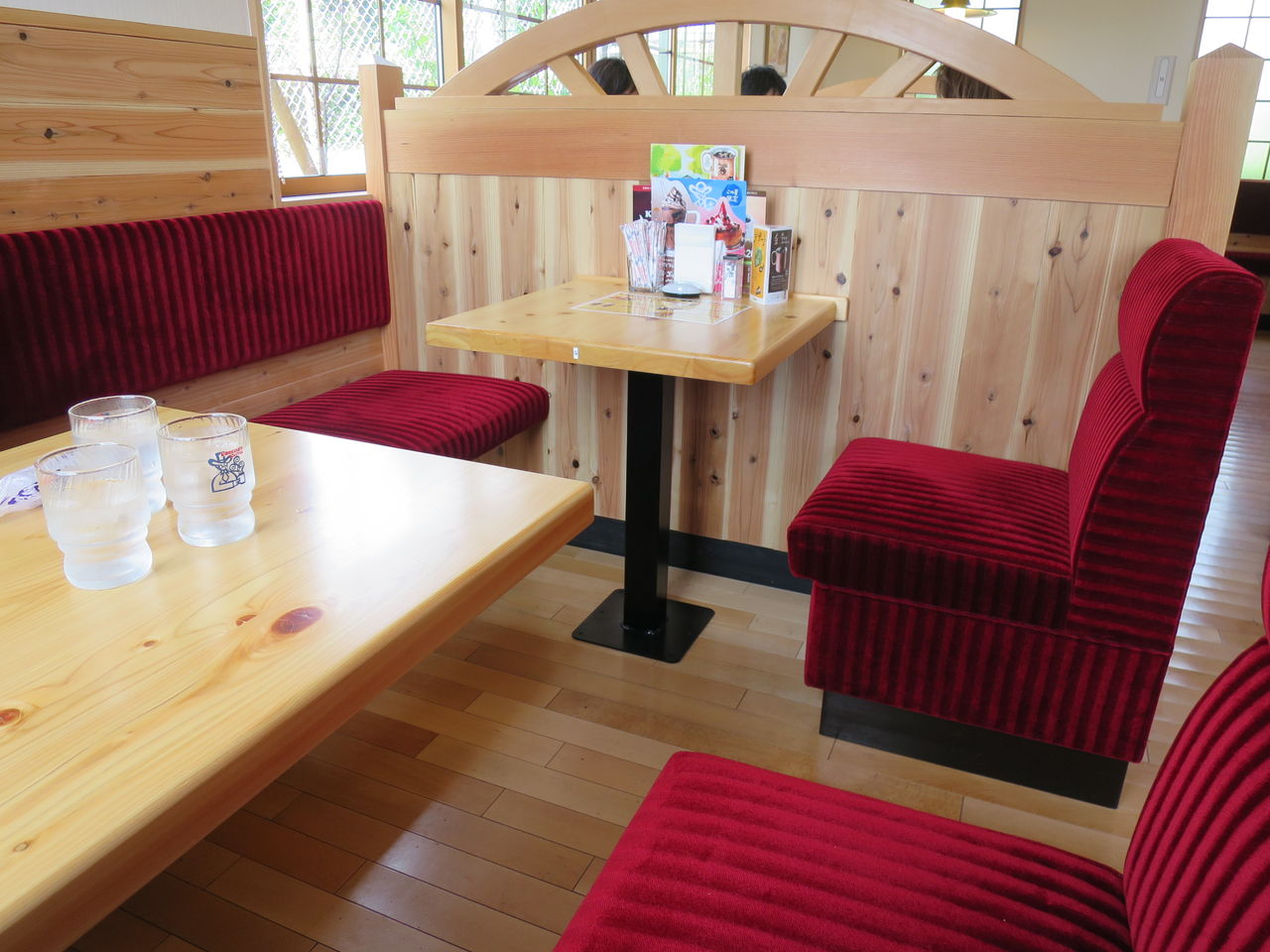 コメダ珈琲 豊中上新田店で子連れランチ 子ども用食器類もありました 転勤育児 コメダ珈琲 豊中上新田店で子連れランチ 子ども用食器類もありました 転勤育児