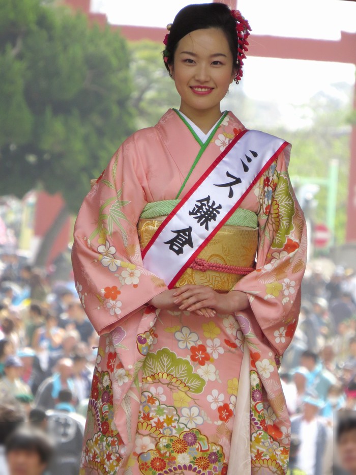 11山中葉月舞殿