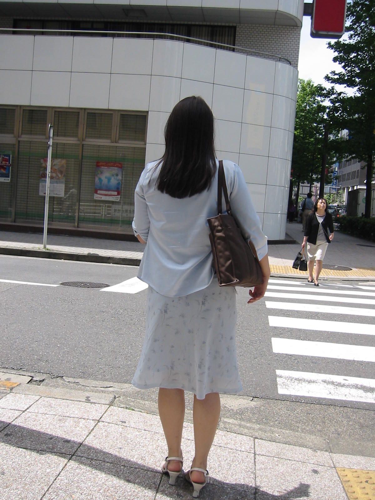 思わず振り返りたくなる後ろ姿美人 街撮りスナップこれ1枚 思わず振り返りたくなる後ろ姿美人 街撮りスナップこれ1枚