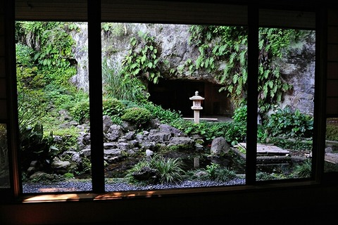 [画像:18f33d03-s.jpg]