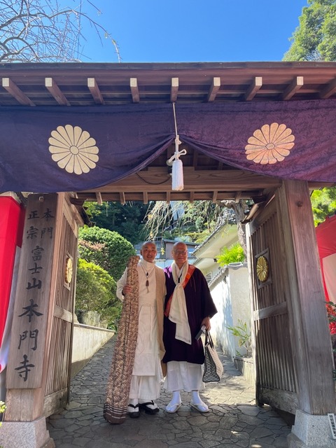 南主小野寺直著 世界の盟主「大日本皇統とは」 世界の盟王 大日本皇統とは 小野寺直 | 古本よみた屋 おじいさん