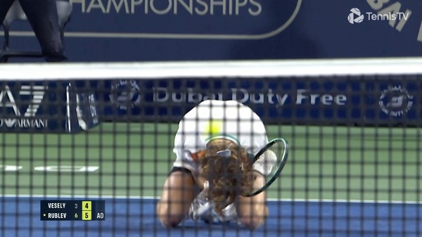 2022y02m27d_224055847