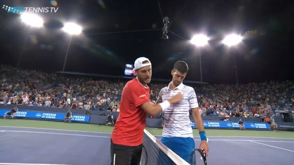 2019y08m17d_113600925