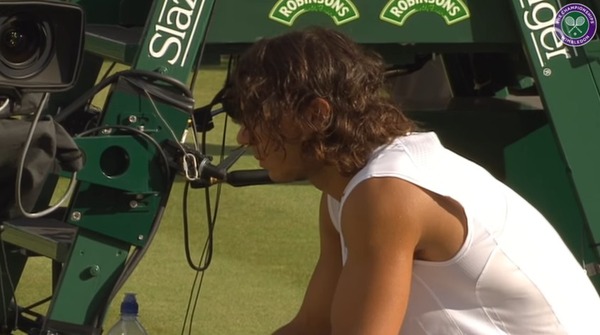 2019y06m27d_224855931