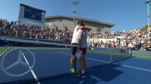 2018y08m30d_231253725