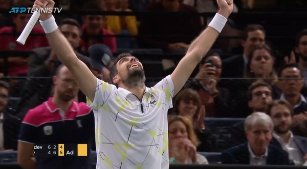 2019y10m31d_210848613