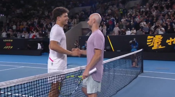 2024y01m19d_205344874