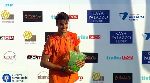 2019y06m30d_224404176