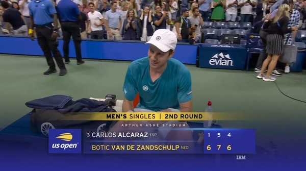 アルカラスがザンツフルプに敗れまさかの全米オープン２回戦敗退！！大波乱！！