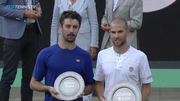 2019y06m17d_003147479