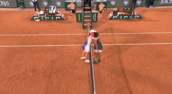 2024y05m30d_033359436