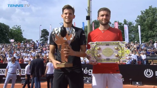 2018y05m27d_163106735