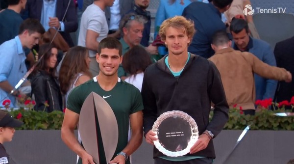 2022y05m09d_030524319