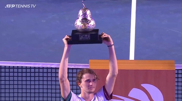 2021y03m21d_144337333