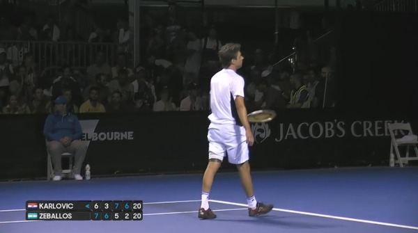 2017y01m17d_200301757