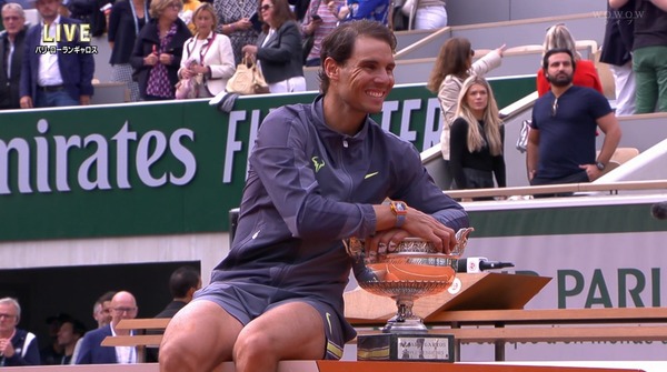 2019y06m10d_013627933