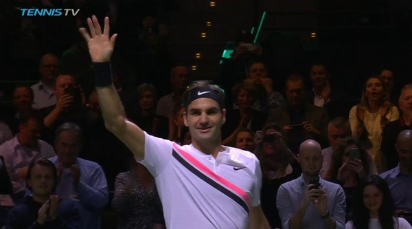 2018y02m18d_211402762