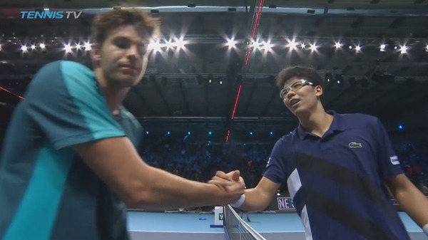 2017y11m11d_001812316