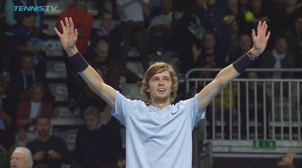 2017y11m11d_214651370