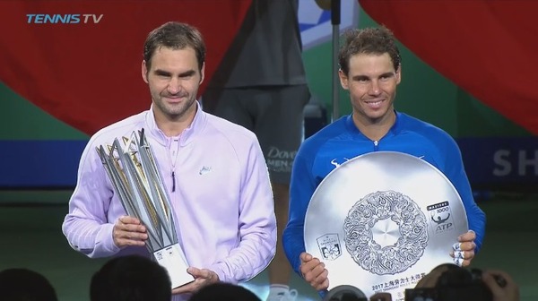 2017y10m16d_232230951