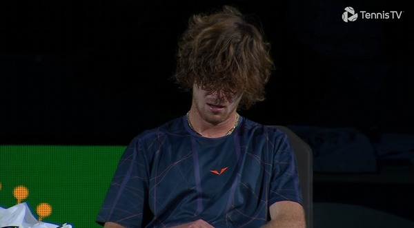 2023y10m15d_195212253