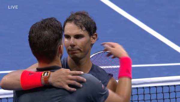 2018y09m05d_193901157