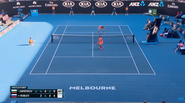 2018y01m19d_222922709