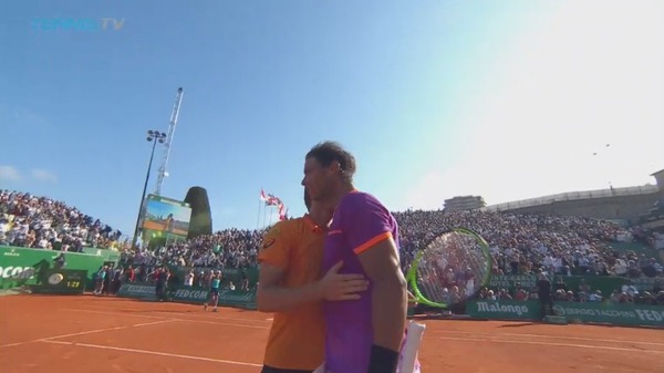 2017y04m23d_063838233