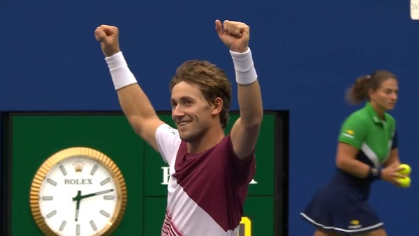 2022y09m10d_071416309