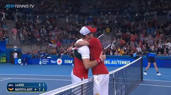 2020y01m12d_182356081