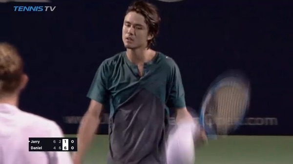 2018y08m25d_033708866