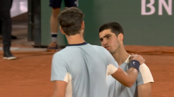 2022y05m30d_221658375