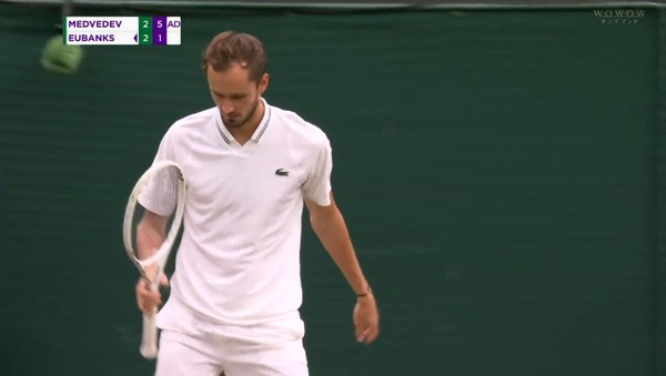 メドベージェフがユーバンクスに逆転勝利しウィンブルドン初のベスト4へ！！