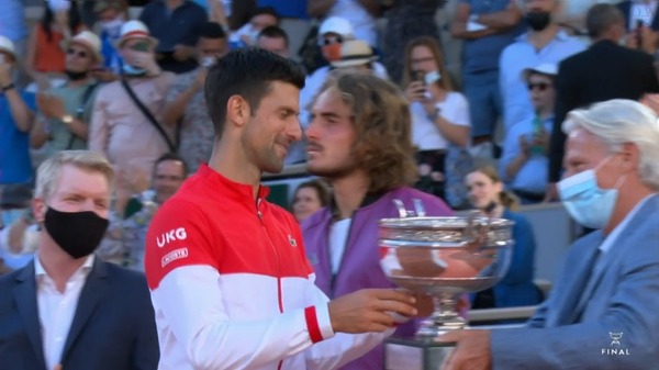 2021y06m14d_122755396