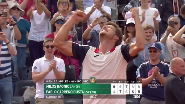 2017y06m04d_234304823