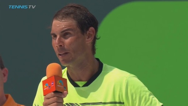 2017y04m03d_222237177