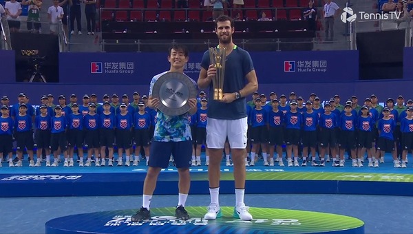 2023y09m27d_221359392