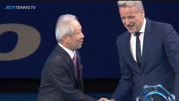 2019y11m19d_000755751